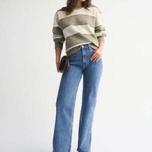 Abercrombie & Fitch High Rise 90s Relaxed Jean Frayed Hems